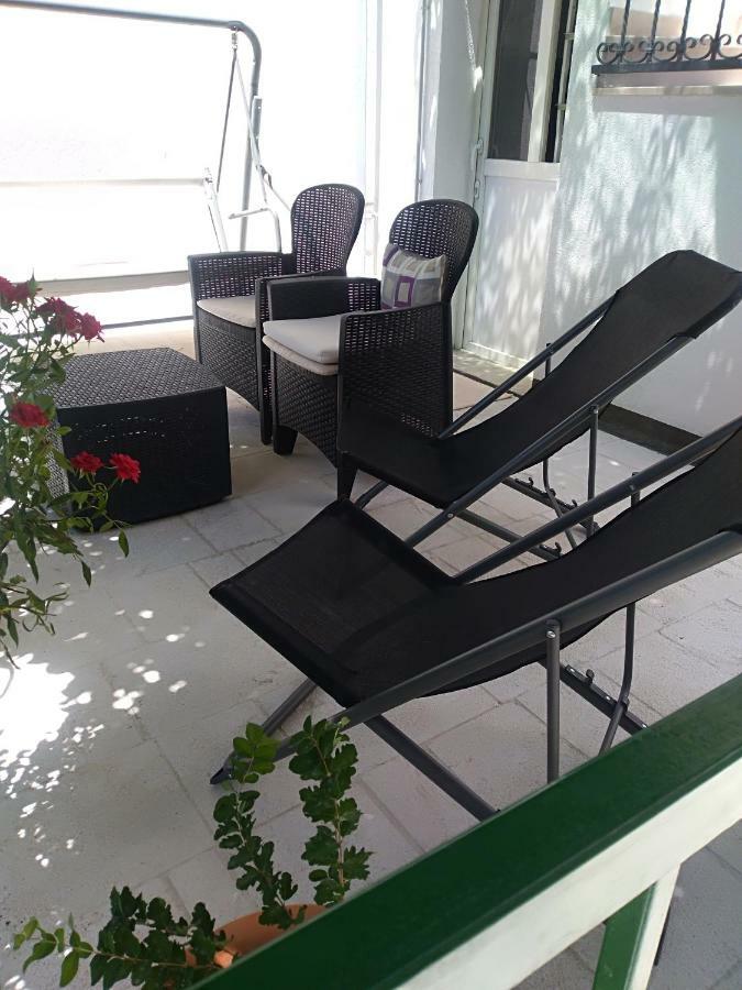 Ferienwohnung Dvor Ana Kaštela Exterior foto