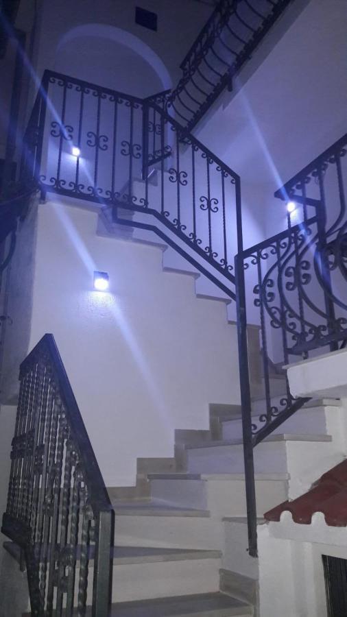 Ferienwohnung Dvor Ana Kaštela Exterior foto
